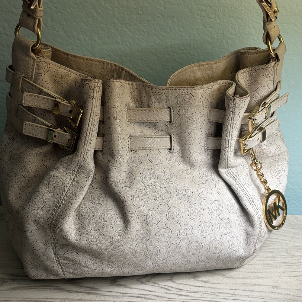Michael Kors Cream Shoulder Bag with Gold Accents